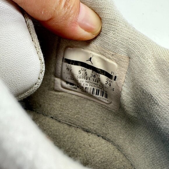 Nike Air Jordan 11 Retro Size 6Y Women 7.5 580521-139 Georgetown Shoes - Picture 13 of 14